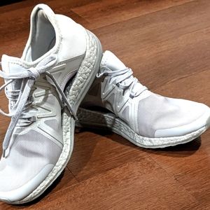 Adidas Pure Boost women's tennis shoes size 7.5